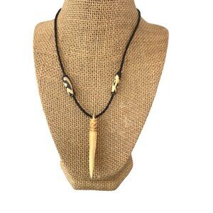 Vintage Black Seed Bead Necklace Carved Bone Pendant Screw Barrel Clasp 17"